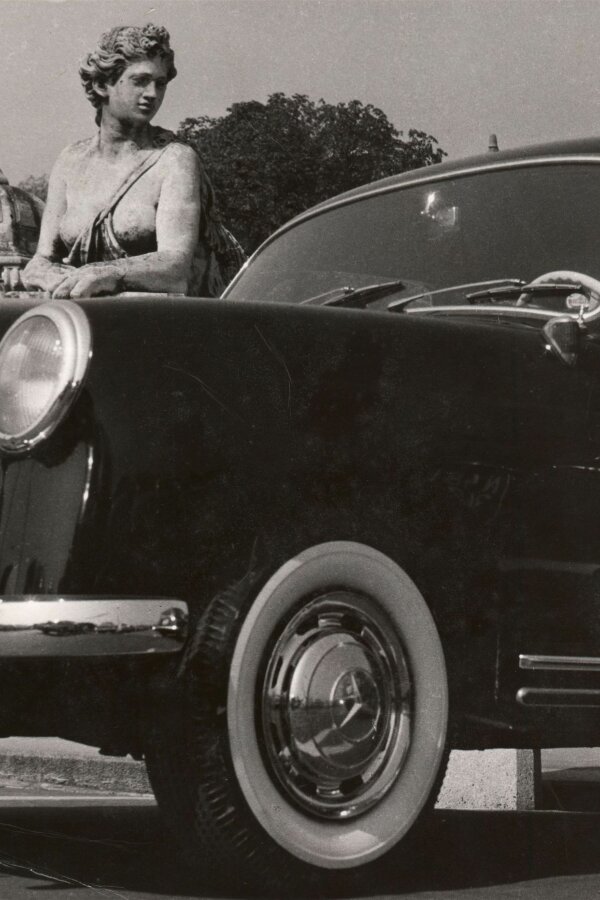 Eva Fuková, Zvědavá socha